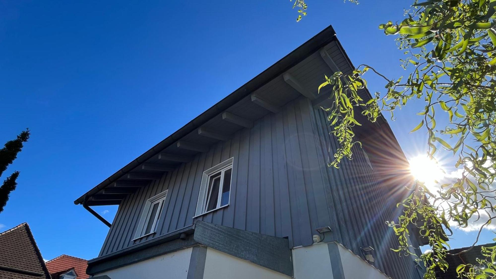 Fewo-Lavees Moderne Zentrale Fewo Nahe Omv Wacker Kliniken Burg -Eigener Eingang-Schluesselloser Check In Burghausen Extérieur photo